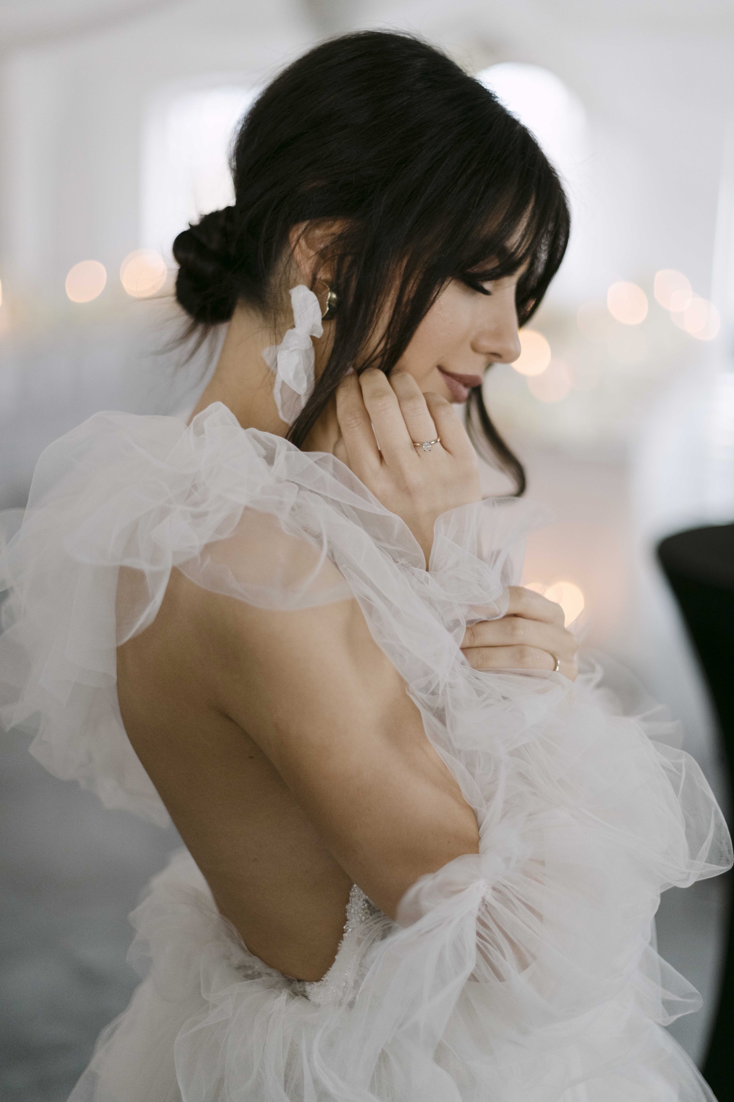 Close-up bridal portrait at Kreativwerk Elim – wedding photography Saphir Weddings
